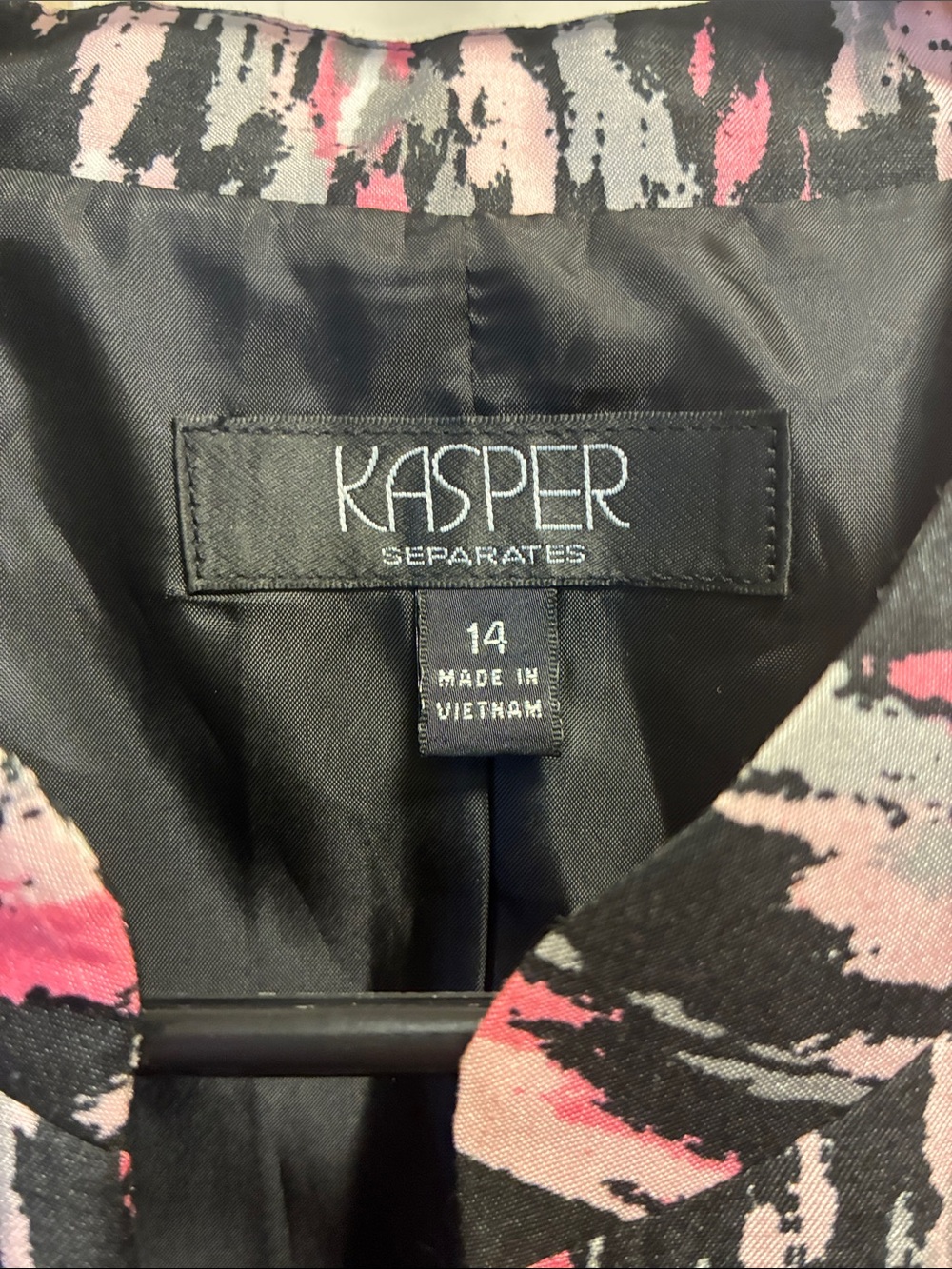 Kasper strawberry multi Open Front Patterned suit Jacket NWT - Picture 7 of 10